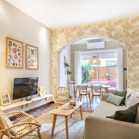 Spacious & Sunny Apt With Terrace In The City Center Βαρκελώνη Εξωτερικό φωτογραφία