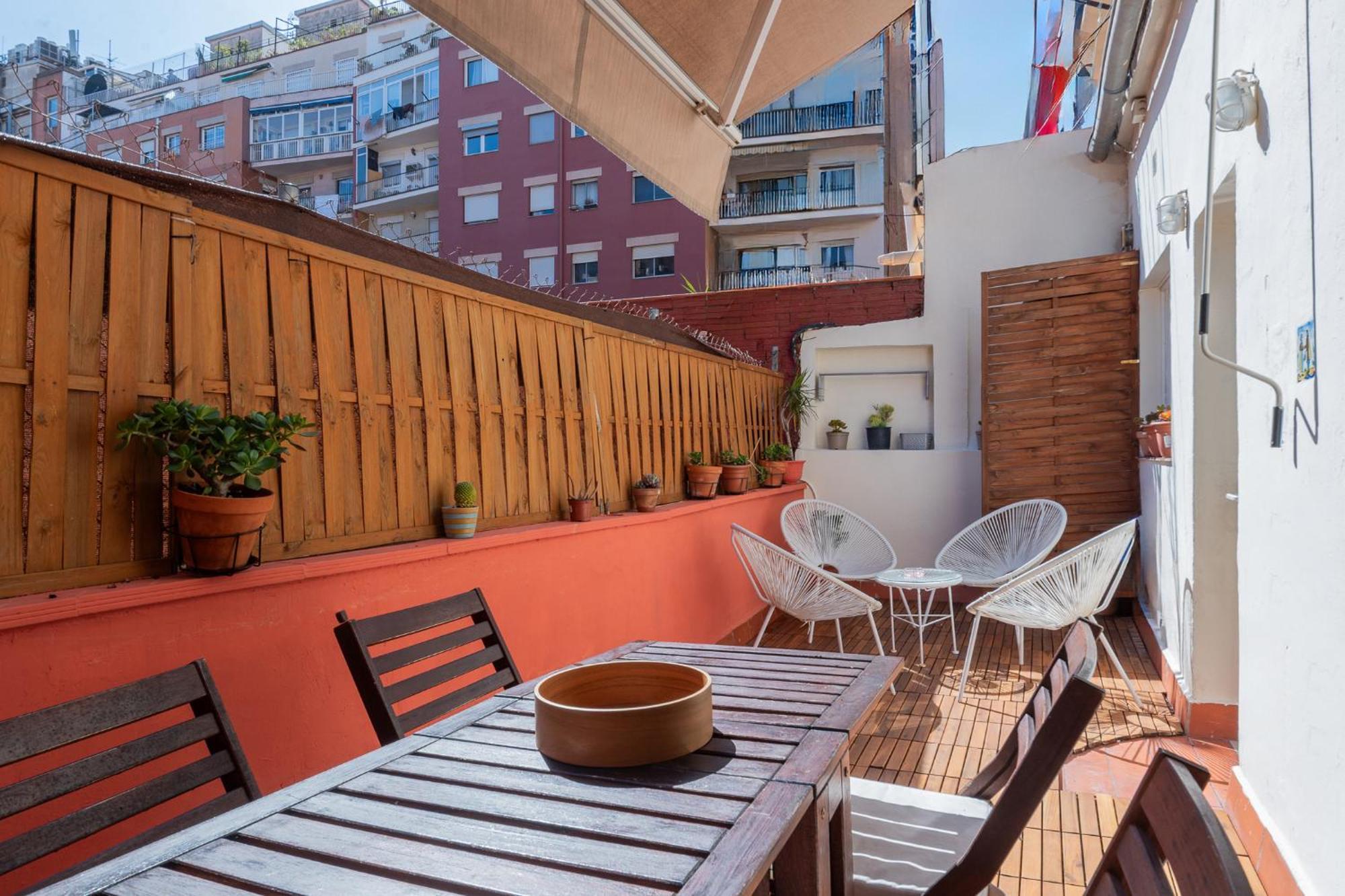 Spacious & Sunny Apt With Terrace In The City Center Βαρκελώνη Εξωτερικό φωτογραφία