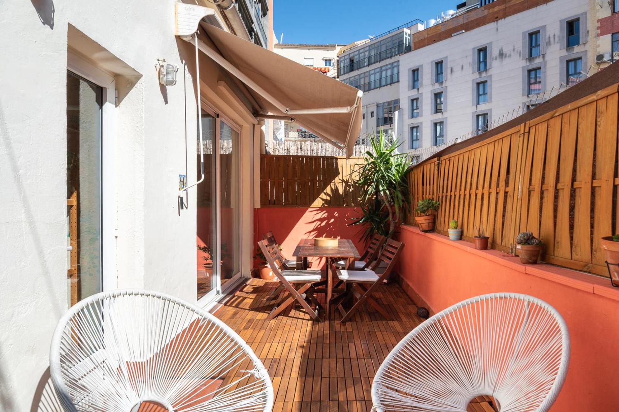 Spacious & Sunny Apt With Terrace In The City Center Βαρκελώνη Εξωτερικό φωτογραφία
