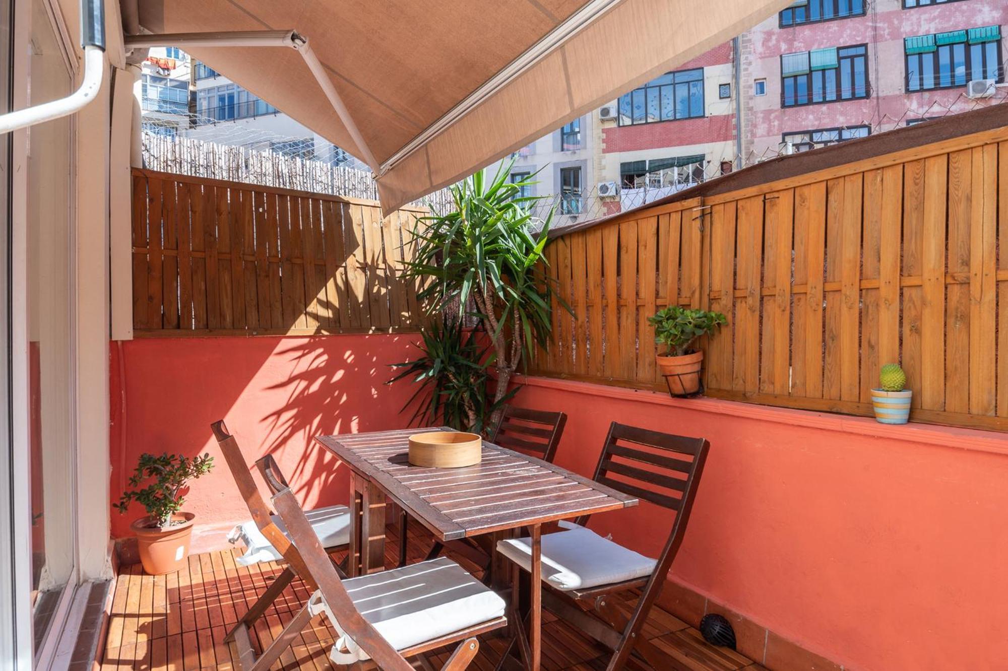 Spacious & Sunny Apt With Terrace In The City Center Βαρκελώνη Εξωτερικό φωτογραφία