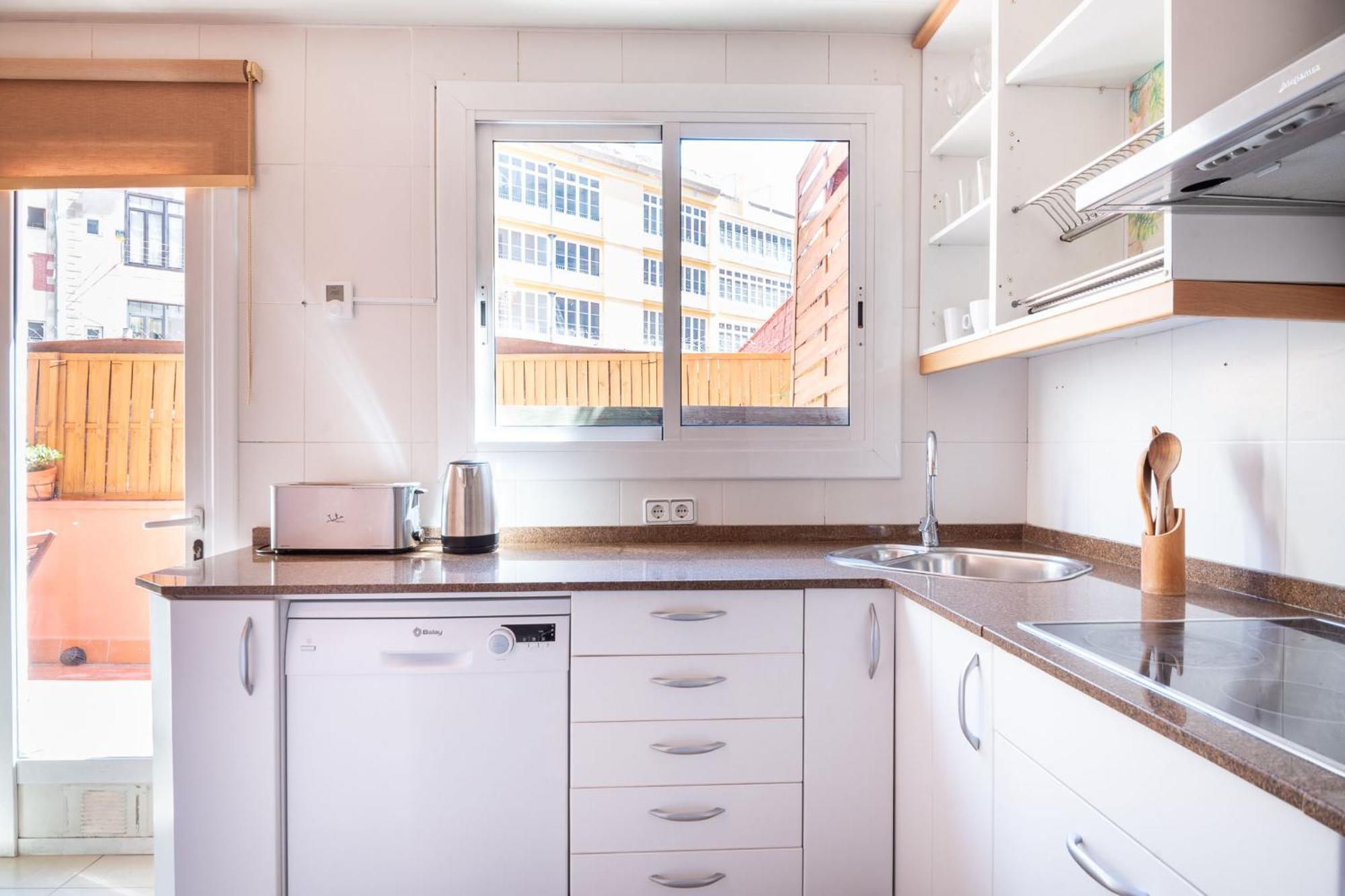 Spacious & Sunny Apt With Terrace In The City Center Βαρκελώνη Εξωτερικό φωτογραφία