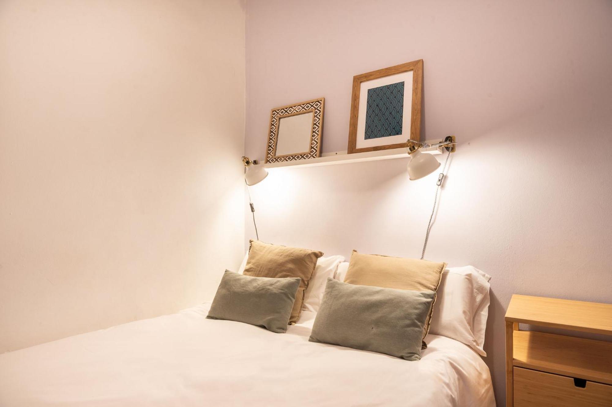 Spacious & Sunny Apt With Terrace In The City Center Βαρκελώνη Εξωτερικό φωτογραφία