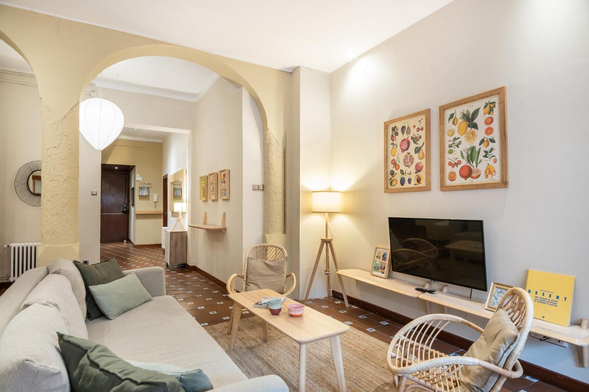 Spacious & Sunny Apt With Terrace In The City Center Βαρκελώνη Εξωτερικό φωτογραφία